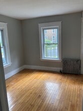 5 Columbus Ave in Greenfield, MA - Building Photo - Building Photo