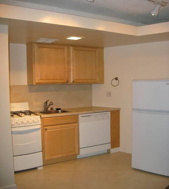 9005 Keith Ave in West Hollywood, CA - Building Photo - Interior Photo