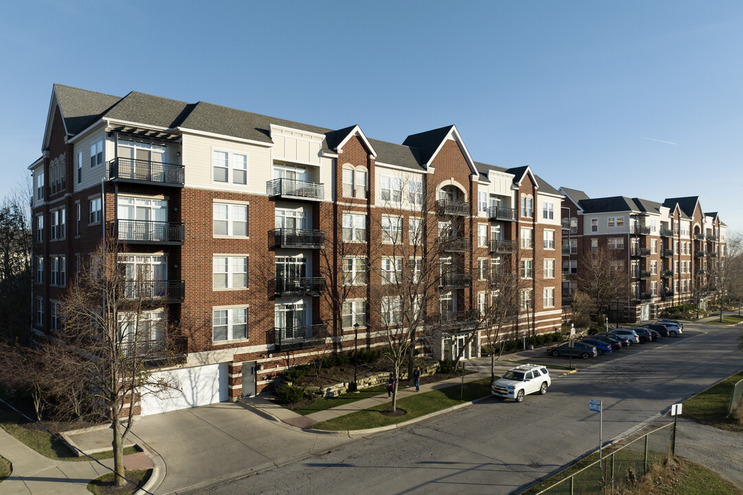 The Residences at the Grove in Forest Park, IL - Foto de edificio