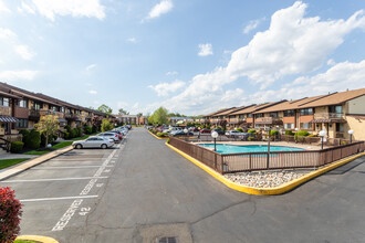 Executive Suites Condominiums in Philadelphia, PA - Foto de edificio - Building Photo