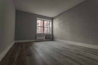 Cara Terrace in Kew Gardens, NY - Building Photo - Building Photo
