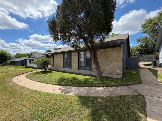 property at 317 W William Cannon Dr