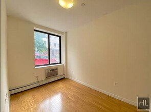 METROPOLITAN AVENUE in Brooklyn, NY - Building Photo - Building Photo