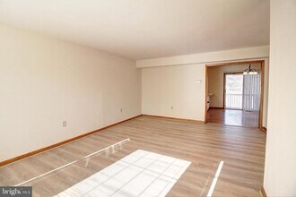 427 Carrollton Dr in Frederick, MD - Building Photo - Building Photo