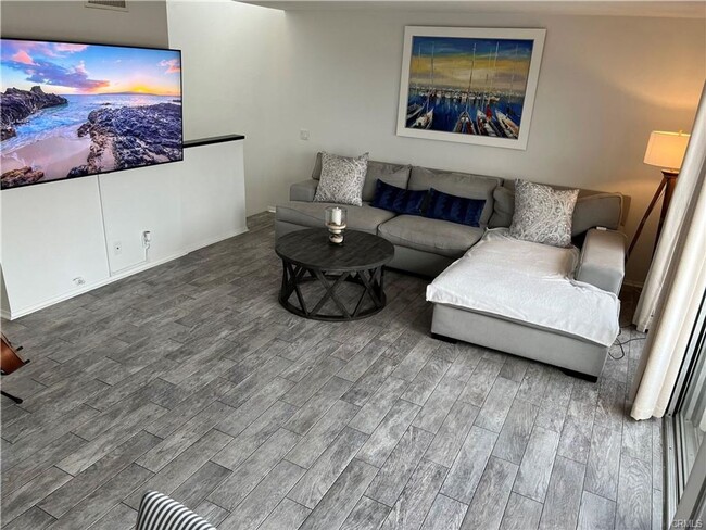721 Calle Perlino in San Clemente, CA - Building Photo - Building Photo