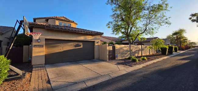 15330 W Charter Oak Rd in Surprise, AZ - Building Photo - Building Photo