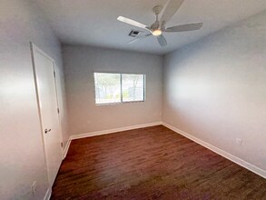 1645 E Cheery Lynn Rd in Phoenix, AZ - Building Photo - Building Photo