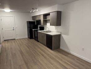 Polaris at Totem Lake in Kirkland, WA - Foto de edificio - Building Photo