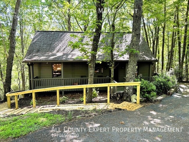 property at 438 Hunters Trce