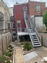 1223 Harvard St NW in Washington, DC - Foto de edificio - Building Photo