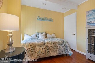 347 NJ-35 in Mantoloking, NJ - Building Photo - Building Photo