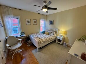 30 Cambridge Ter, Unit 2 in Cambridge, MA - Foto de edificio - Building Photo