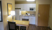 Furnished Studio - Pleasanton in Pleasanton, CA - Foto de edificio - Building Photo