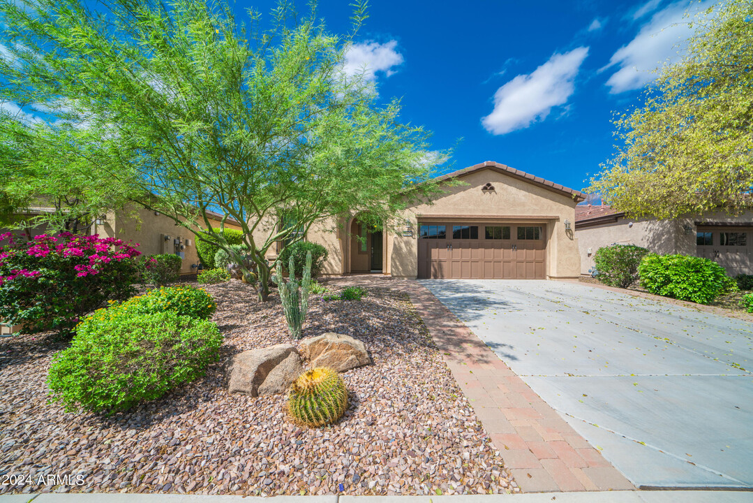 12975 W Yellow Bird Ln in Peoria, AZ - Building Photo