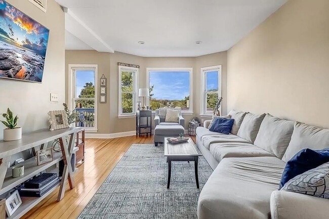 property at 11 Juliette St