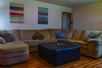 1001 W Will Rogers Dr in Stillwater, OK - Building Photo - Building Photo