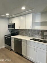 540 E Royal Palms Dr in Mesa, AZ - Building Photo - Building Photo