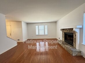 953 Lake Dr Terrace in Stone Mountain, GA - Building Photo - Building Photo