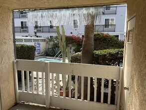 22 Navy St in Los Angeles, CA - Building Photo - Building Photo