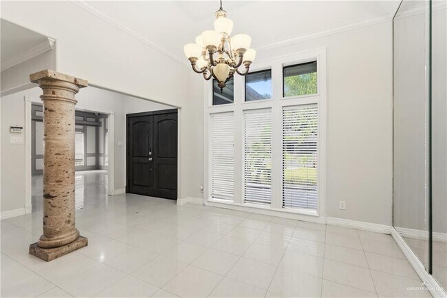 20 Yucca Ave in McAllen, TX - Building Photo - Building Photo