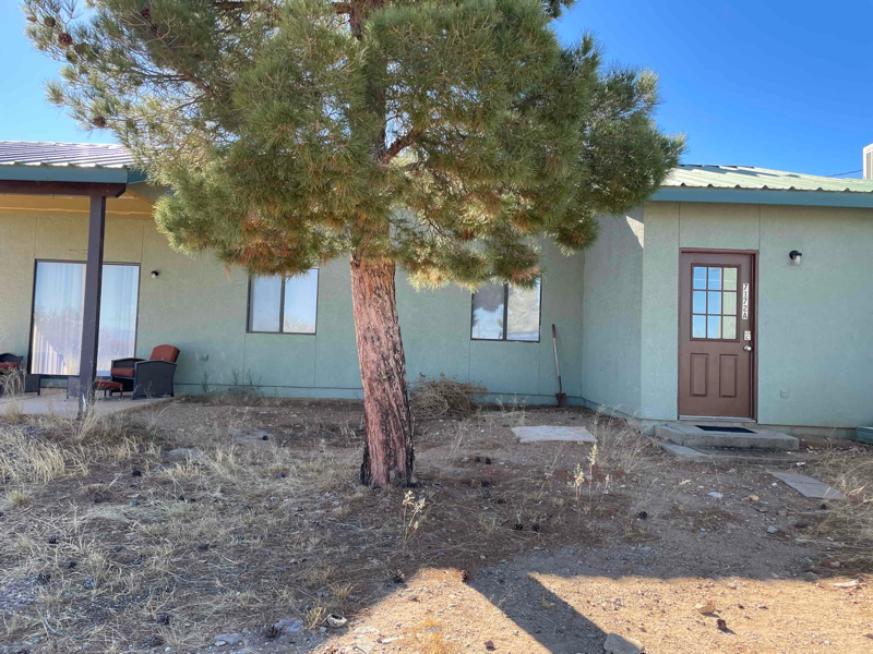 7172 S Jaxel Rd-Unit -A in Hereford, AZ - Building Photo