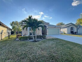 156 Preserve Dr in Royal Palm Beach, FL - Building Photo