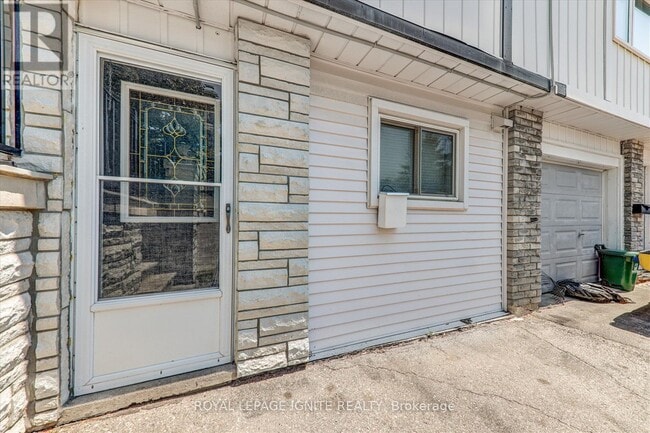 property at 1279 Northmount St