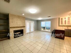 5901 Lake Hubbard Pkwy in Garland, TX - Building Photo - Building Photo