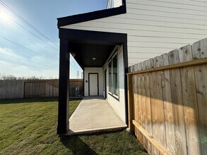 3224 Crown Gate Dr in Houston, TX - Building Photo - Building Photo