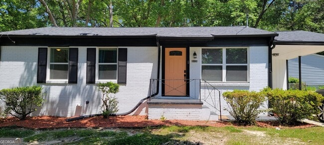 property at 813 Mercury Dr NW