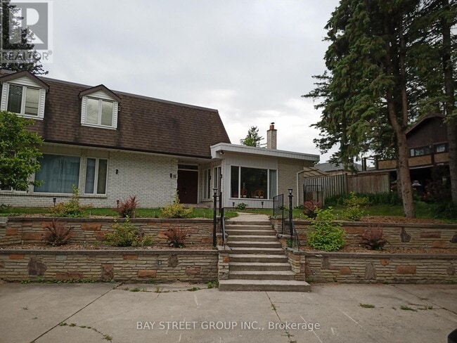 property at 7 Maple Crescent