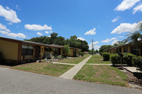 Grove Court Apartments in Plant City, FL - Building Photo - Building Photo