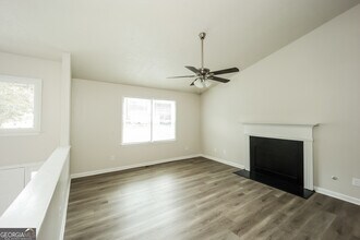 202 Wesley Mill Way in Villa Rica, GA - Building Photo - Building Photo