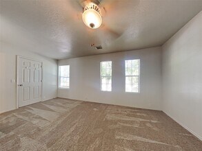 16859 Mammoth Springs Dr in Houston, TX - Building Photo - Building Photo
