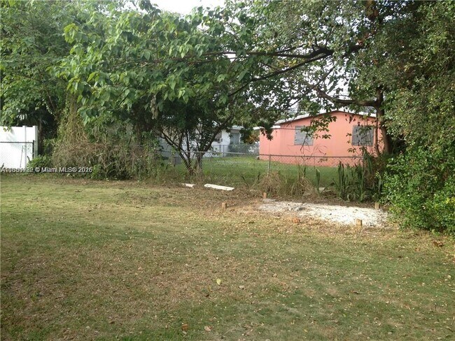 3411 Charles Ave in Miami, FL - Building Photo - Building Photo