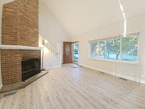 253 Sudbury Ln in Barnstable, MA - Building Photo - Building Photo