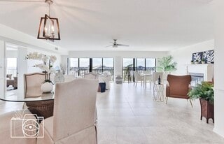 944 Peninsula S Dr, Unit 501 in Daytona Beach, FL - Building Photo