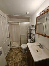 35 Middle St, Unit 1 in Claremont, NH - Building Photo - Building Photo