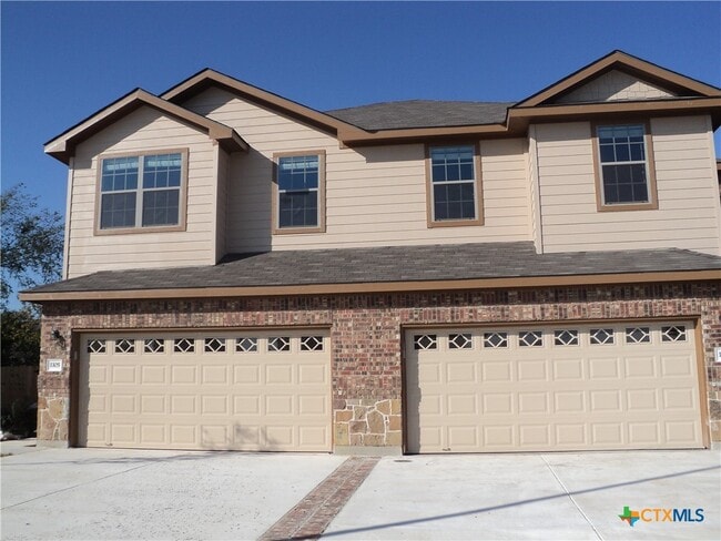 property at 1105 Brown Rock Dr