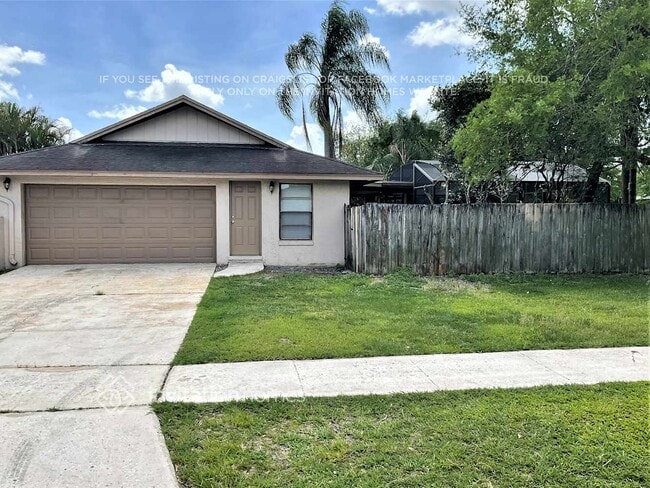 1504 Perez St