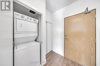 110-1350 Ellesmere Rd in Toronto, ON - Building Photo - Building Photo