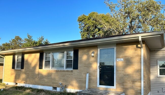 414 Shady Ln in Sikeston, MO - Building Photo - Building Photo