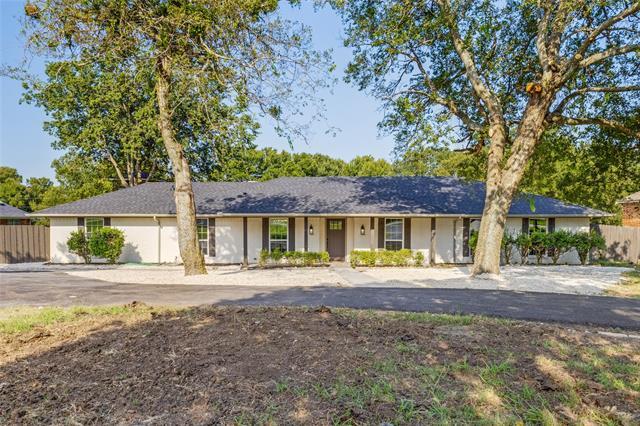 1900 Carriage Estates Rd in Sherman, TX - Foto de edificio - Building Photo