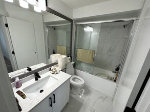 31882 Mayne Ave in Abbotsford, BC - Building Photo - Building Photo
