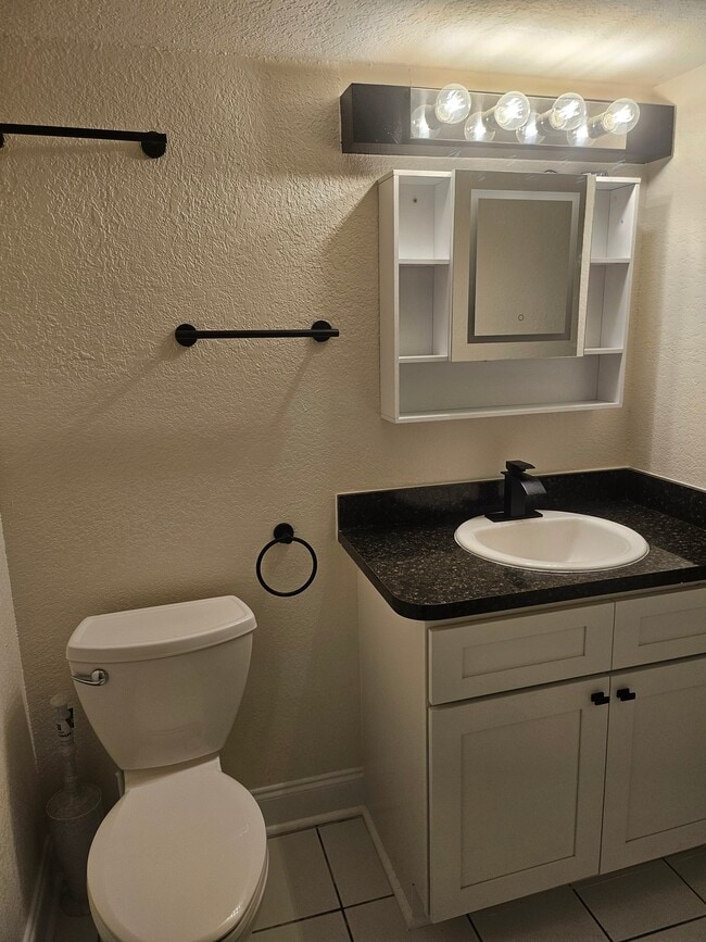 387 S McMullen Booth Rd, Unit 15 in Clearwater, FL - Building Photo - Building Photo