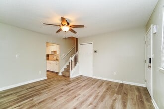 3044 Bennington Ave in Columbus, OH - Building Photo - Building Photo