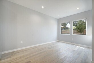 2108 Tillery St in Austin, TX - Building Photo - Building Photo