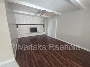 2900 Laramie St in Irving, TX - Building Photo - Building Photo