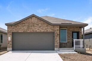 538 Kayden Ct in Marion, TX - Building Photo