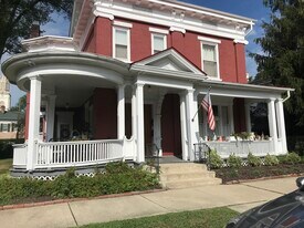 510 N Wayne St, Unit 3 in Piqua, OH - Building Photo